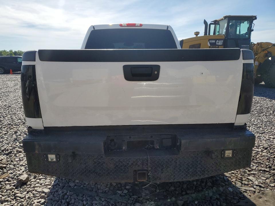 Photo 6 from auction – 2009 GMC SIERRA with VIN 1GTHK53629F152107