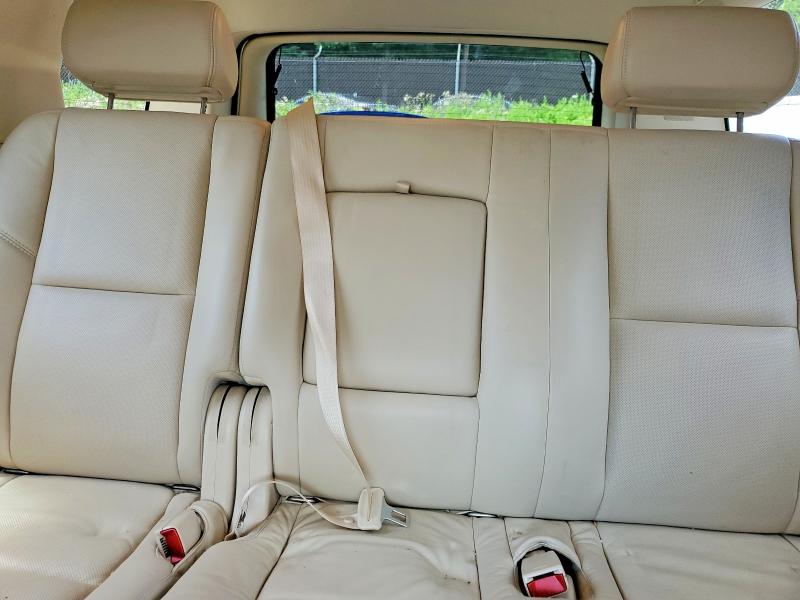 Photo 10 from auction – 2007 CADILLAC ESCALADE with VIN 1GYFK63897R425645