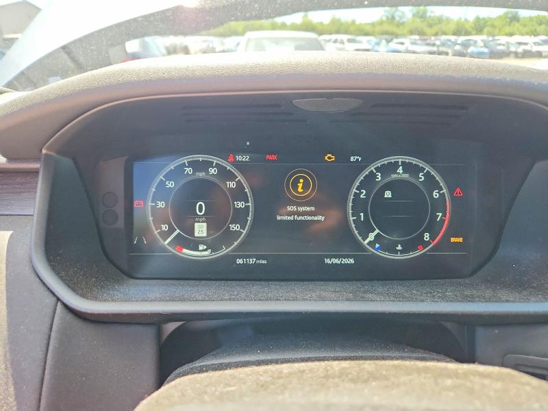 Photo 9 from auction – 2018 LAND ROVER DISCOVERY with VIN SALRR2RV0JA058881