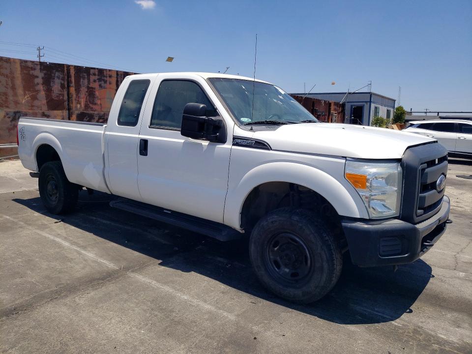 Photo 4 from auction – 2015 FORD F250 with VIN 1FT7X2B64FEA28077