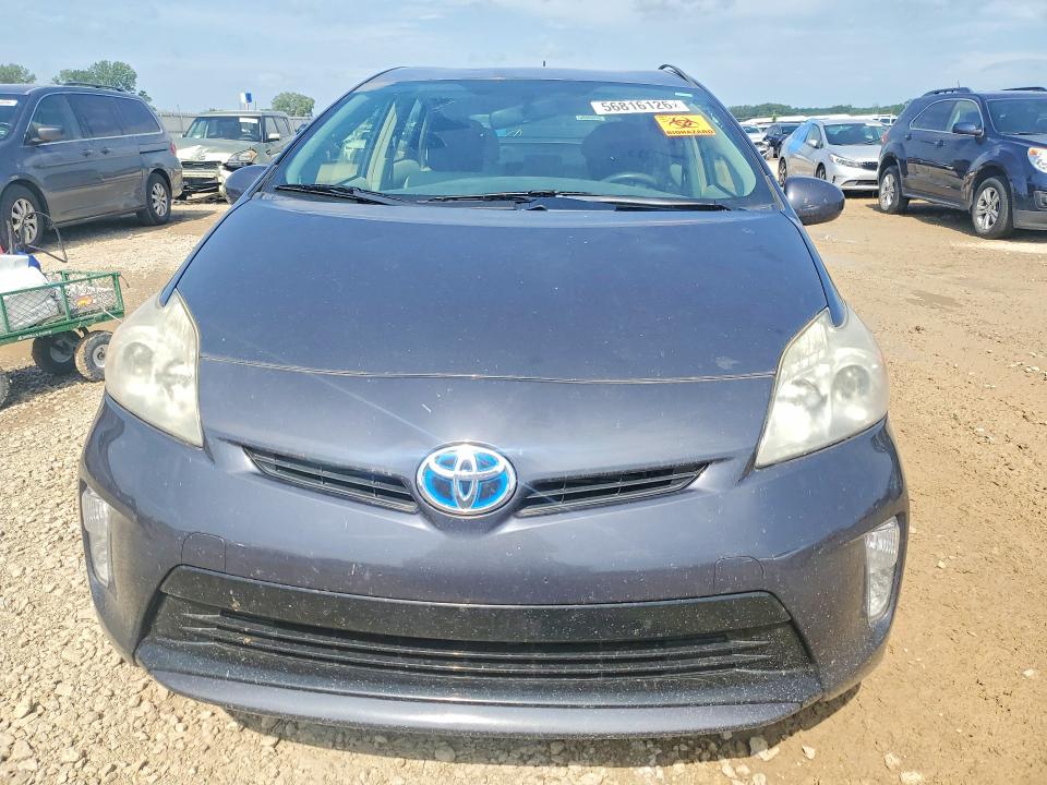 Photo 5 from auction – 2013 TOYOTA PRIUS with VIN JTDKN3DU3D5629320