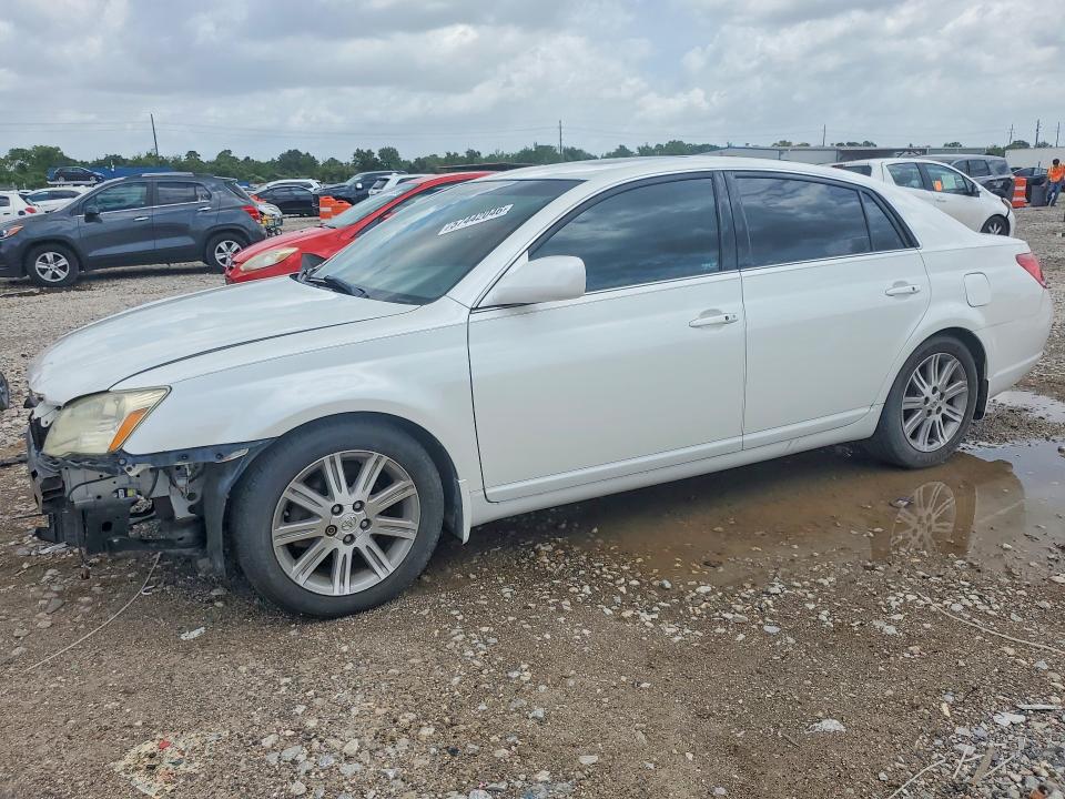 2006 TOYOTA AVALON - Търг №57442046
