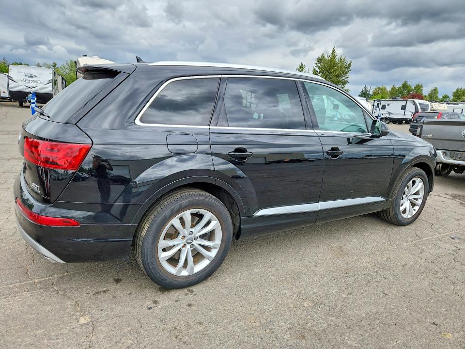 Photo 3 from auction – 2018 AUDI Q7 with VIN WA1LAAF72JD027189