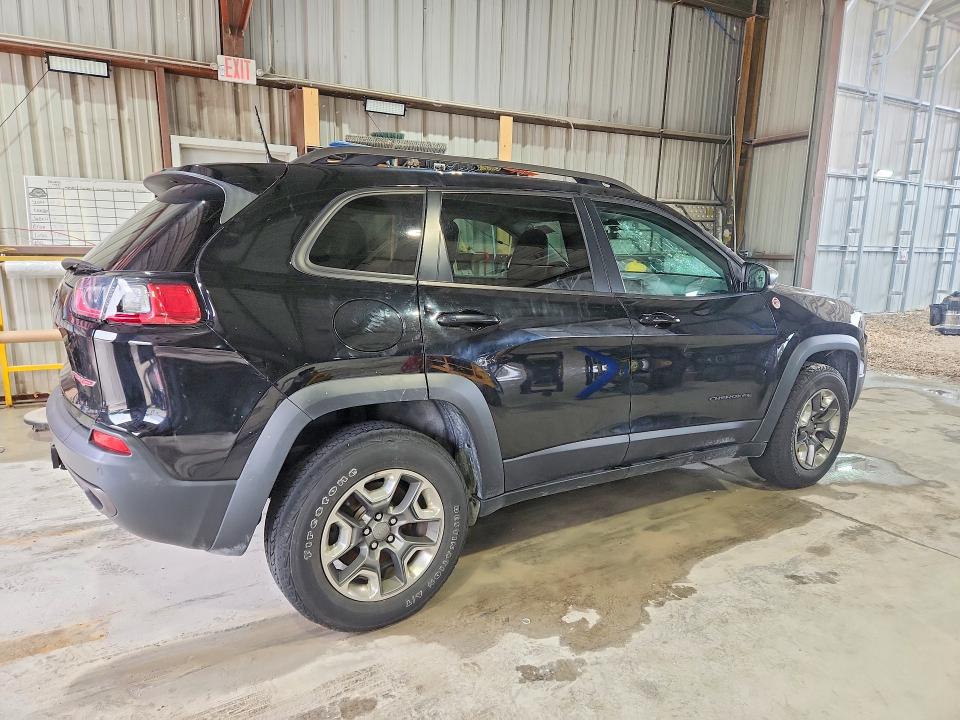 Photo 3 from auction – 2019 JEEP CHEROKEE with VIN 1C4PJMBXXKD137293