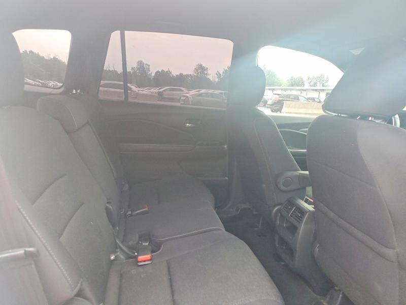Photo 11 from auction – 2019 HONDA PASSPORT with VIN 5FNYF8H23KB017787
