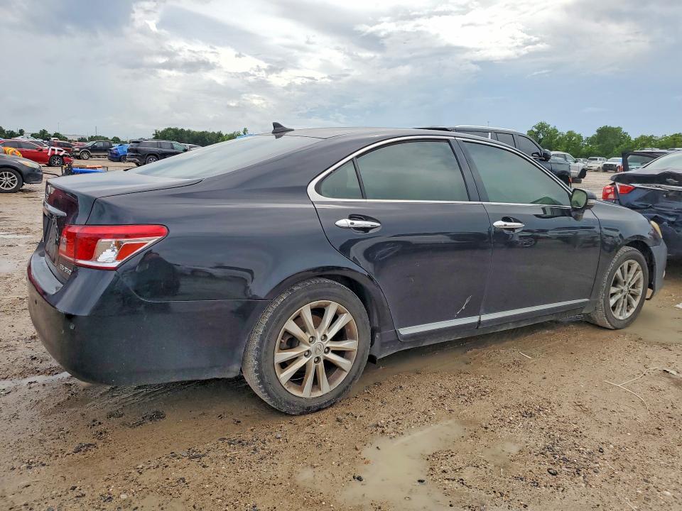 Photo 3 from auction – 2026 LEXUS ES with VIN JTHBK1EG3A2380194