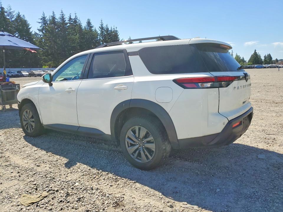 Photo 2 from auction – 2022 NISSAN PATHFINDER with VIN 5N1DR3BC5NC222566