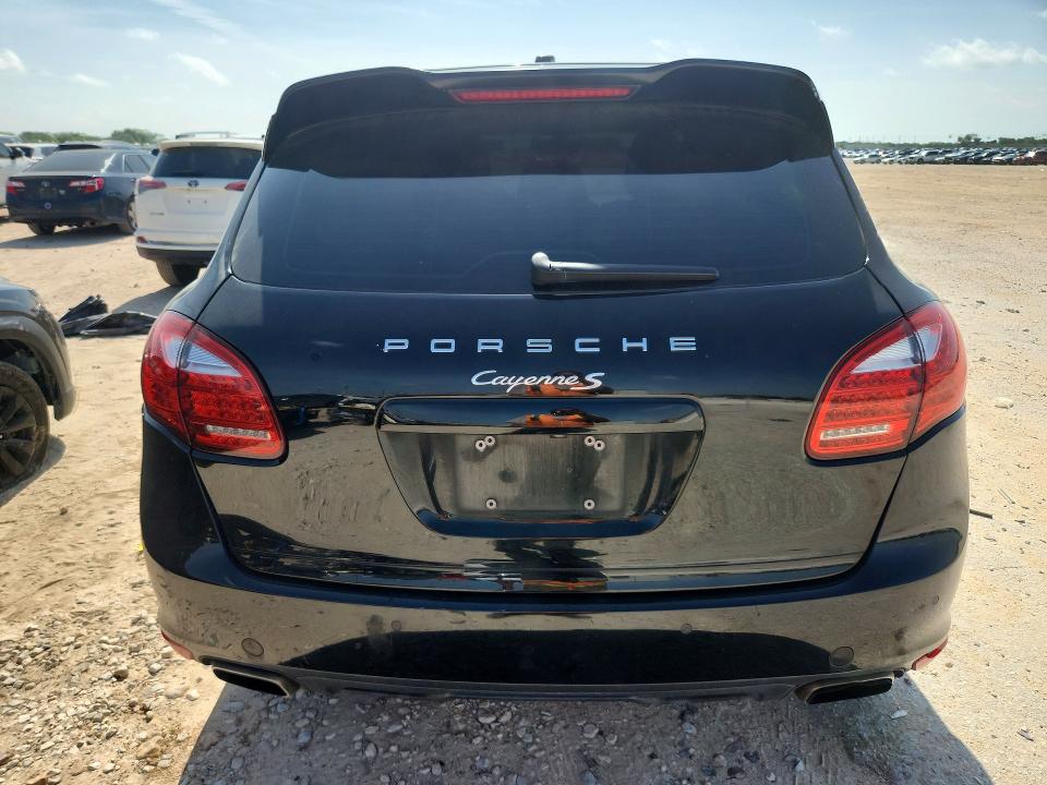 Photo 6 from auction – 2014 PORSCHE CAYENNE with VIN WP1AB2A25ELA55672