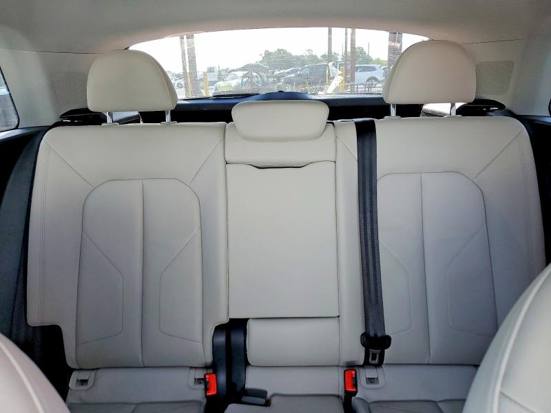 Photo 10 from auction – 2021 AUDI Q3 with VIN WA1DECF33M1098019