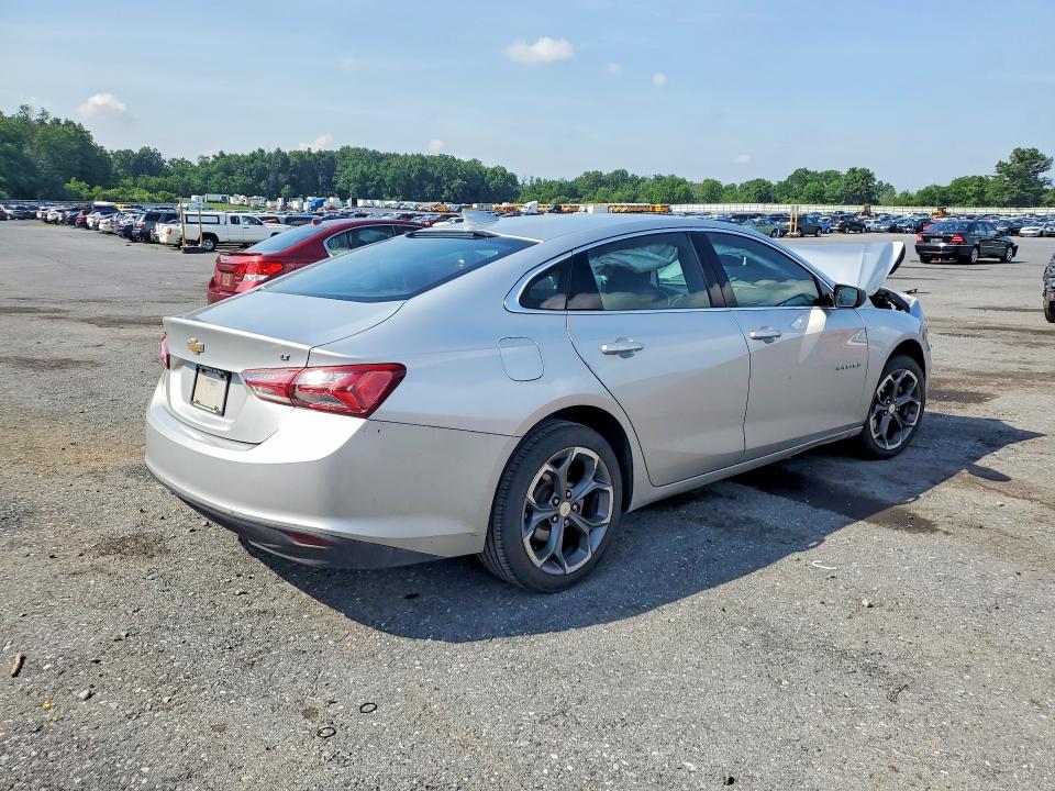Photo 3 from auction – 2022 CHEVROLET MALIBU with VIN 1G1ZD5ST6NF126750