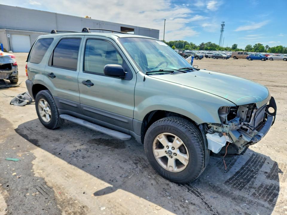 Photo 4 from auction – 2007 FORD ESCAPE with VIN 1FMYU03ZX7KB34638