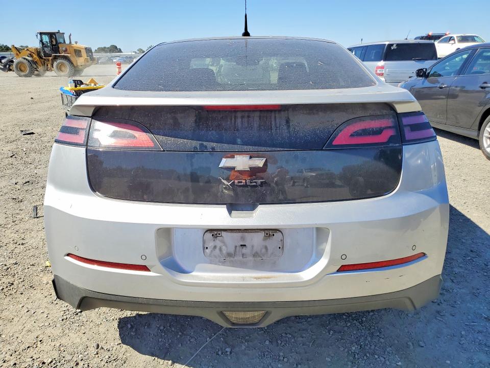Photo 6 from auction – 2011 CHEVROLET VOLT with VIN 1G1RD6E48BU102354