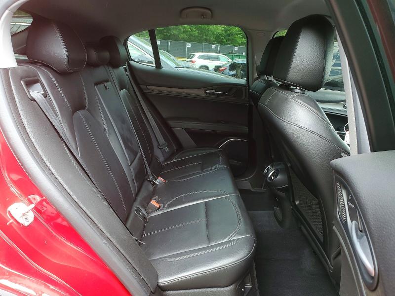 Photo 11 from auction – 2019 ALFA ROMEO STELVIO with VIN ZASPAKBN7K7C49803