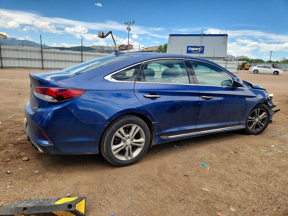 Photo 3 from auction – 2018 HYUNDAI SONATA with VIN 5NPE34AF6JH672964