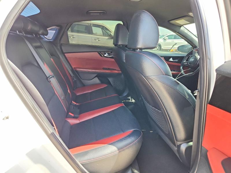Photo 10 from auction – 2019 KIA FORTE with VIN 3KPF54AD2KE056682