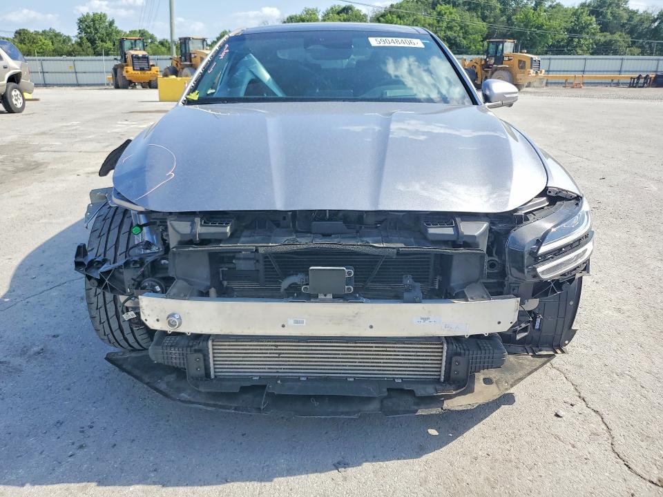 Photo 5 from auction – 2023 GENESIS G70 with VIN KMTG54TEXPU121704