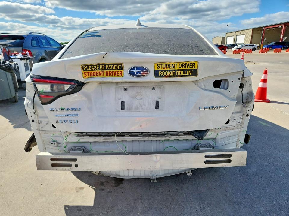 Photo 6 from auction – 2022 SUBARU LEGACY with VIN 4S3BWAM65N3009603