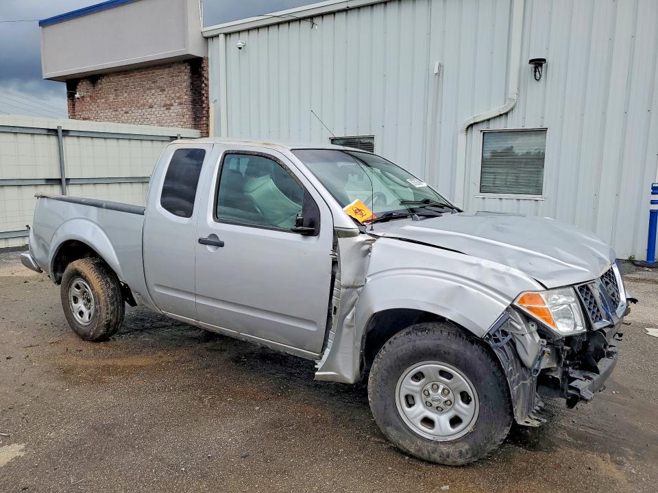 Photo 4 from auction – 2006 NISSAN FRONTIER with VIN 1N6BD06T86C427400