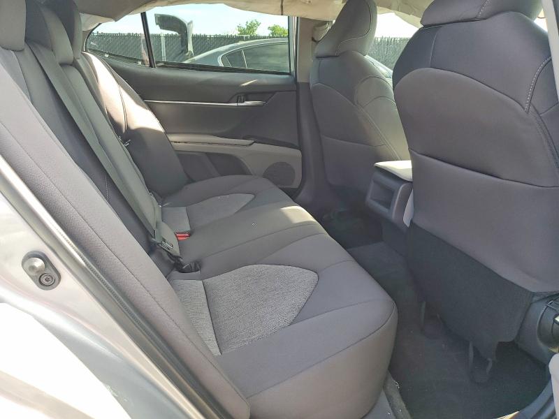 Photo 10 from auction – 2023 TOYOTA CAMRY with VIN 4T1C11BK5PU102777