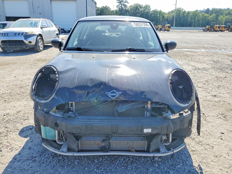 Photo 5 from auction – 2022 MINI COOPER with VIN WMW33DH07N2R91142