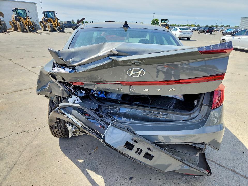 Photo 6 from auction – 2022 HYUNDAI SONATA with VIN 5NPEG4JAXNH142737