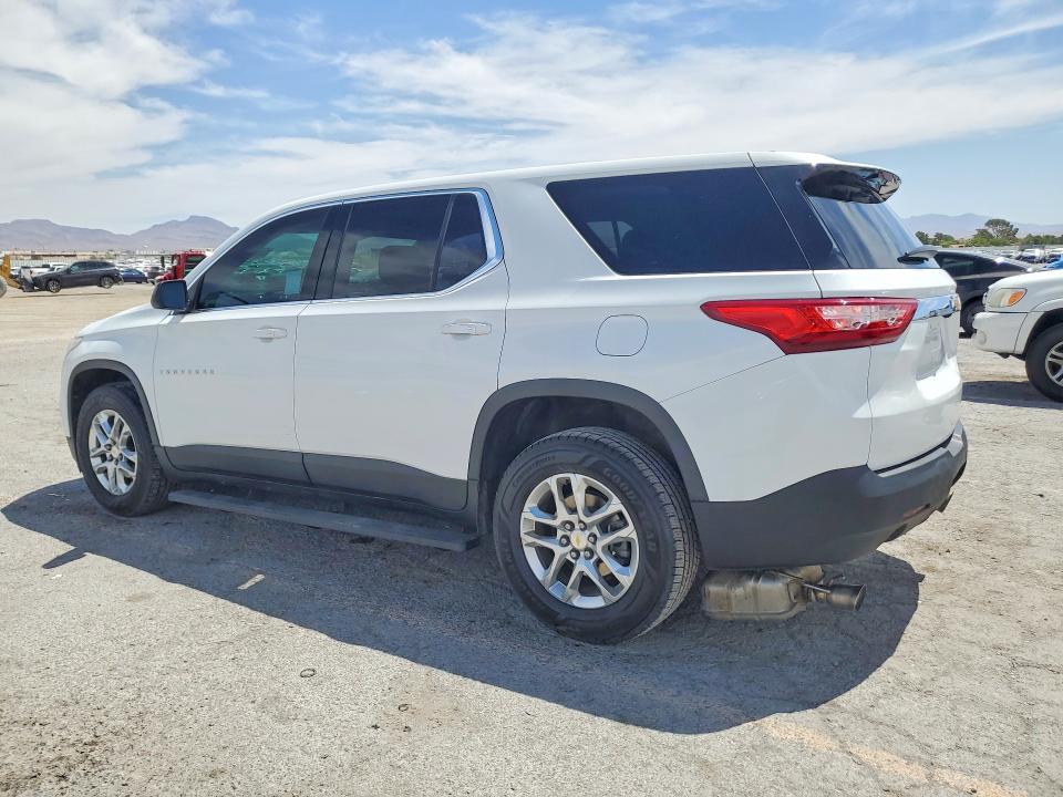 Photo 2 from auction – 2021 CHEVROLET TRAVERSE with VIN 1GNERFKW0MJ228023