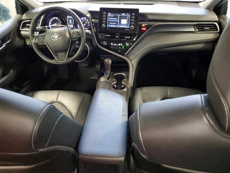Photo 8 from auction – 2022 TOYOTA CAMRY with VIN 4T1G11AK2NU051772