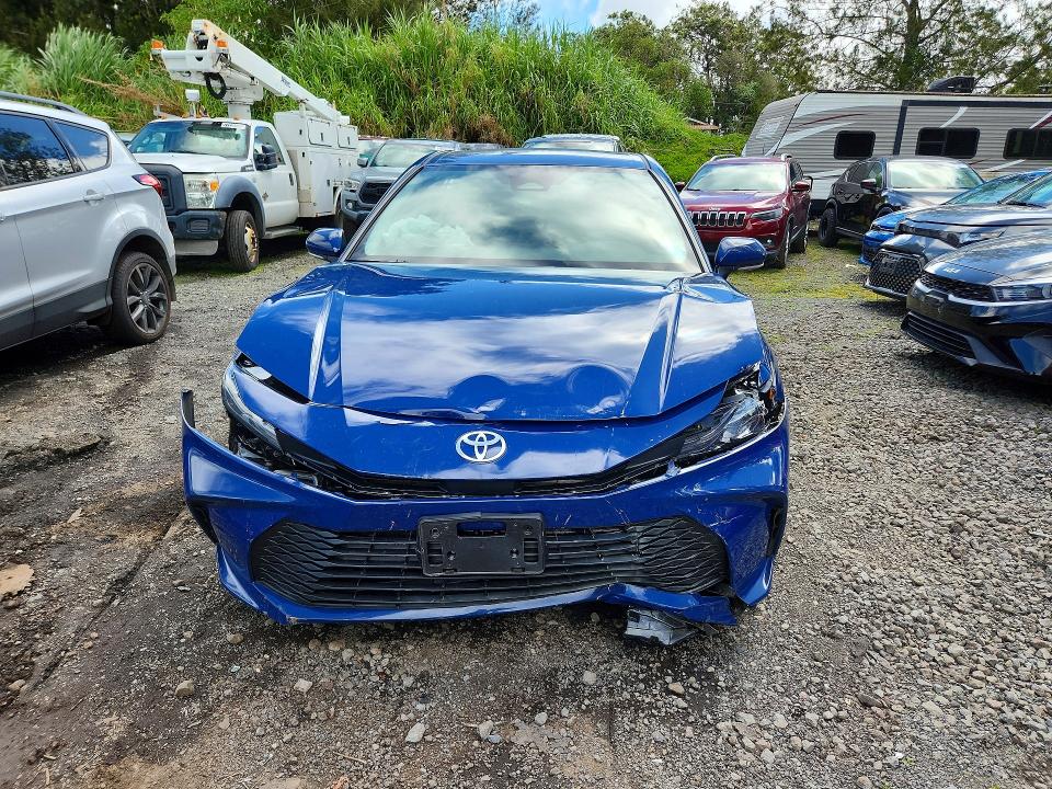 Zdjęcie 5 z aukcji – 2025 TOYOTA CAMRY z VIN 4T1DAACK2SU195043