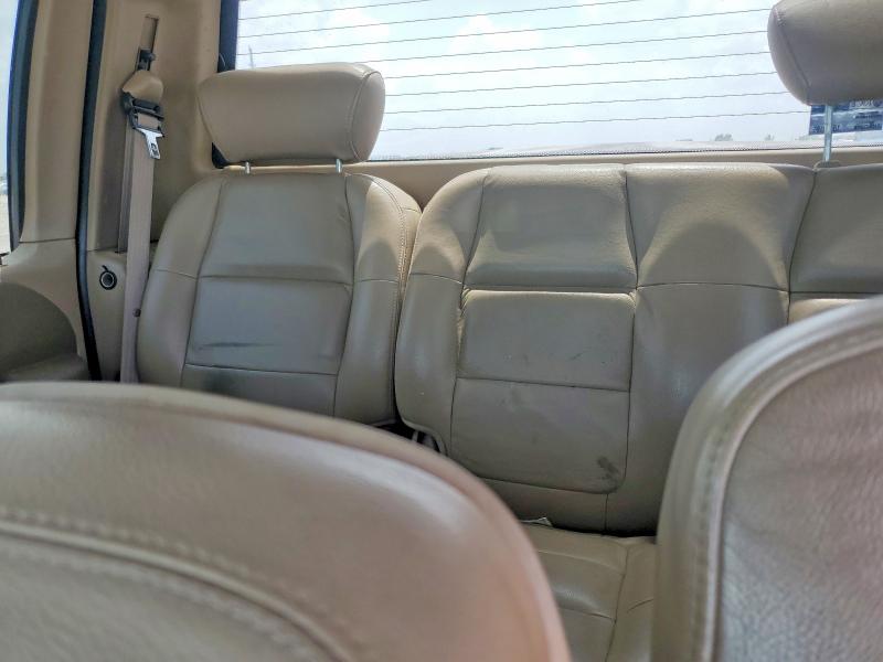 Photo 10 from auction – 2003 FORD F-150 with VIN 1FTRW08L73KD56670