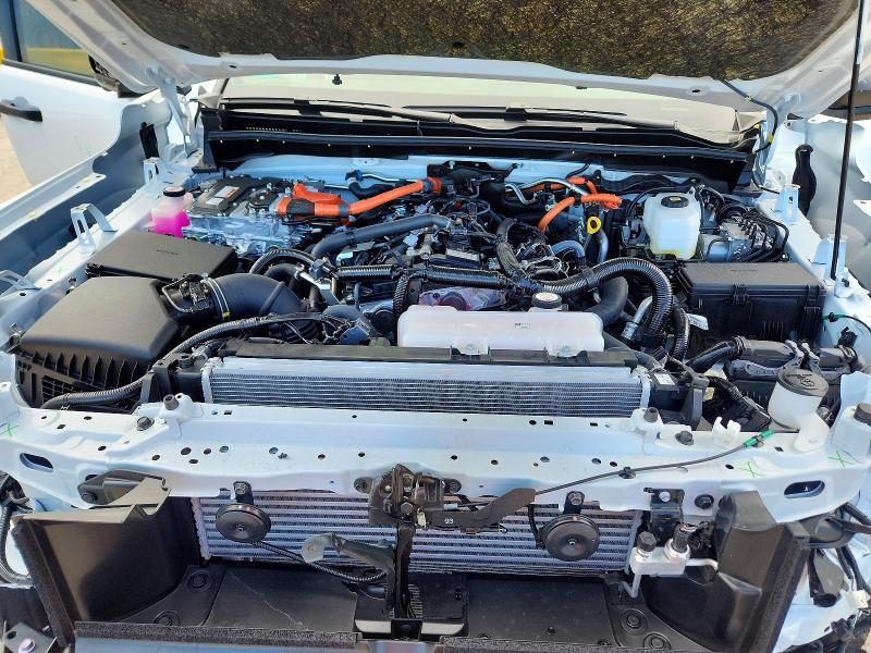 Photo 11 from auction – 2026 TOYOTA 4RUNNER with VIN JTEVB5BR6T5040868