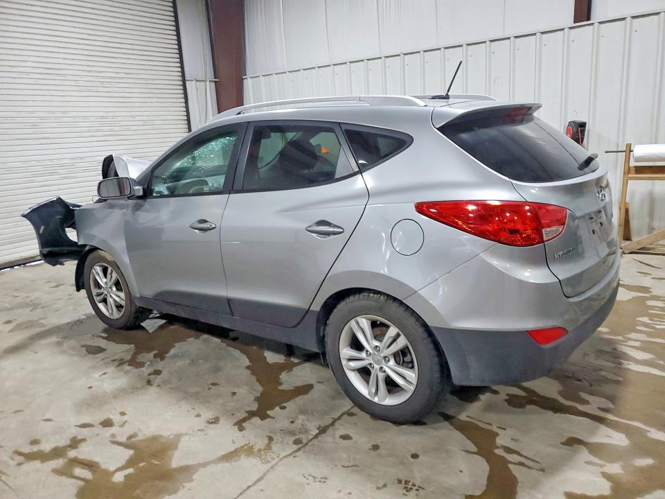 Photo 2 from auction – 2012 HYUNDAI TUCSON with VIN KM8JUCAC8CU394536