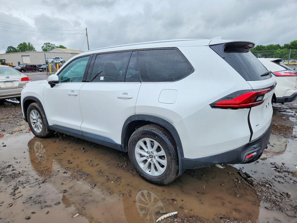 Photo 2 from auction – 2024 TOYOTA GRAND HIGHLANDER with VIN 5TDAAAB53RS012265
