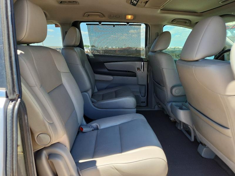 Photo 11 from auction – 2015 HONDA ODYSSEY with VIN 5FNRL5H66FB063411