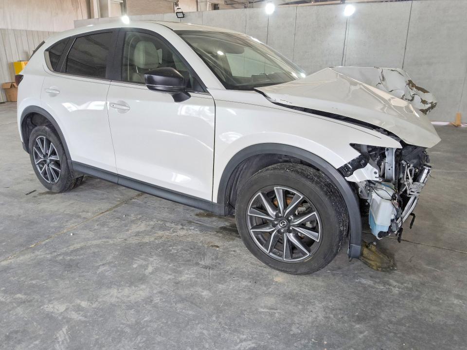 Photo 4 from auction – 2018 MAZDA CX-5 with VIN JM3KFACM4J1403705