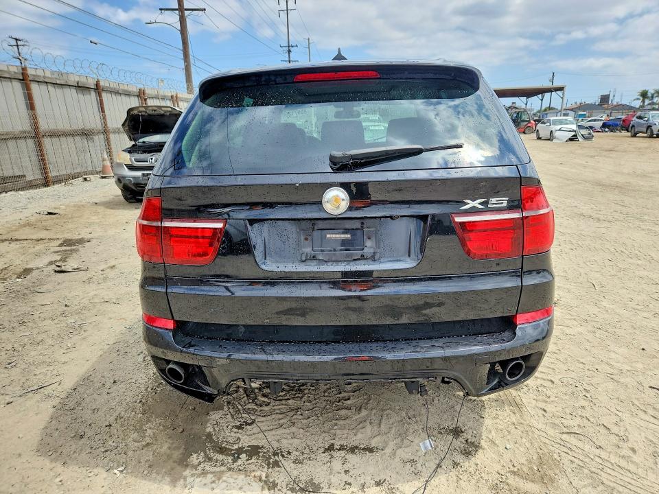 Photo 6 from auction – 2011 BMW X5 with VIN 5UXZV4C58BL405546
