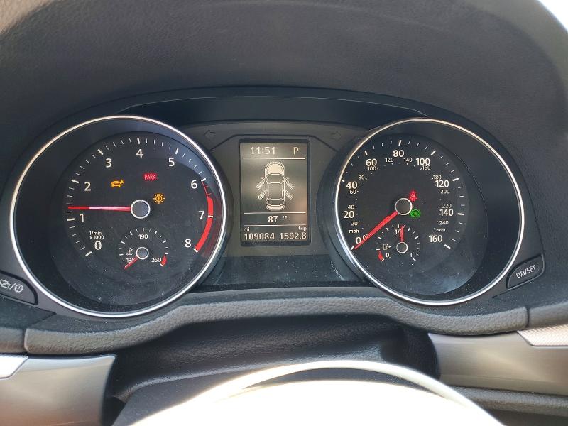 Photo 9 from auction – 2017 VOLKSWAGEN PASSAT with VIN 1VWDT7A3XHC010035