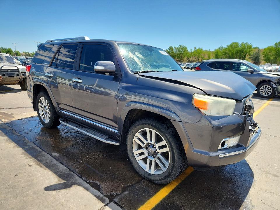 Photo 4 from auction – 2013 TOYOTA 4RUNNER with VIN JTEBU5JR1D5114441