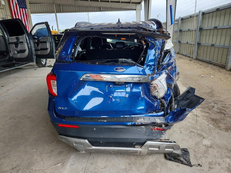 Photo 6 from auction – 2021 FORD EXPLORER with VIN 1FMSK7DH9MGB57661