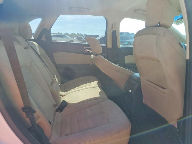 Photo 10 from auction – 2016 FORD EDGE with VIN 2FMPK4J89GBB43148