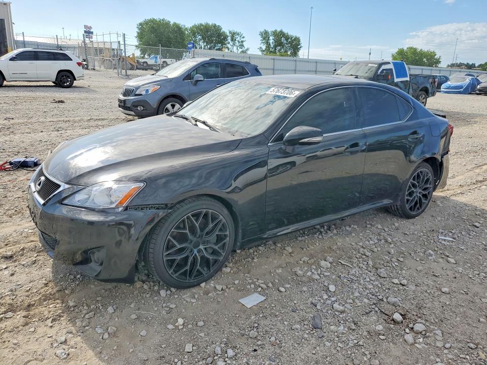 LEXUS IS 2013 with VIN JTHCE5C2XD5003164 - Photo from auction