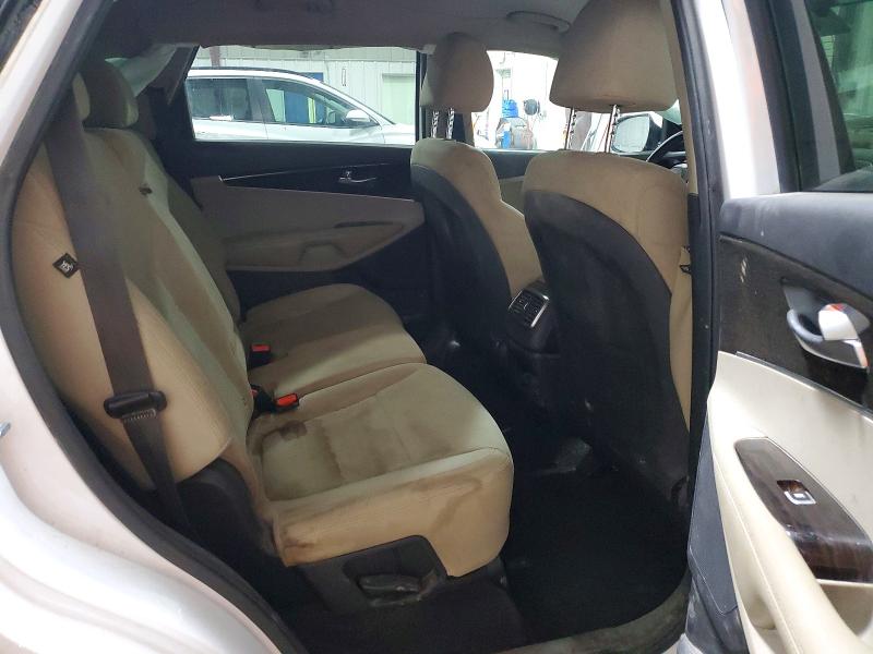 Photo 11 from auction – 2019 KIA SORENTO with VIN 5XYPGDA30KG523056