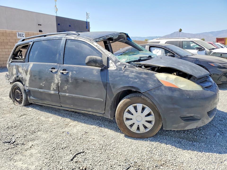 Photo 4 from auction – 2006 TOYOTA SIENNA with VIN 5TDZA23C16S459355