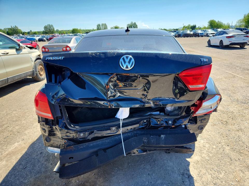 Photo 6 from auction – 2015 VOLKSWAGEN PASSAT with VIN 1VWAS7A35FC112846