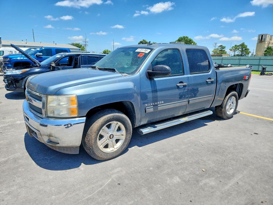 CHEVROLET SILVERADO 2013 with VIN 3GCPKSE7XDG366608 - Photo from auction