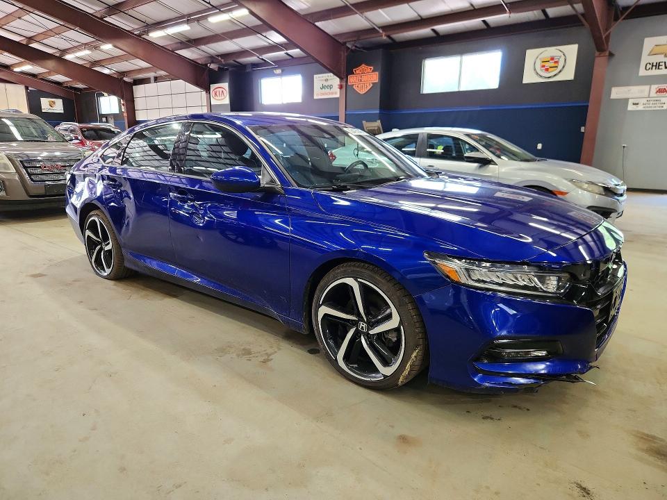 Photo 4 from auction – 2018 HONDA ACCORD with VIN 1HGCV1F33JA139705