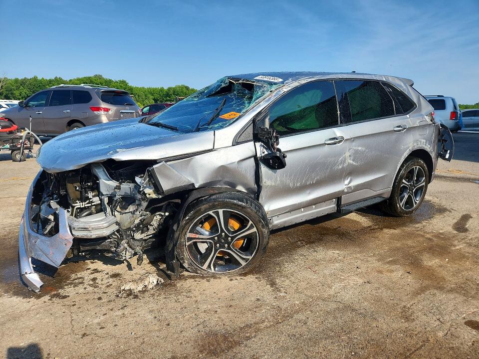 FORD EDGE 2023 with VIN 2FMPK4AP5PBA53597 - Photo from auction