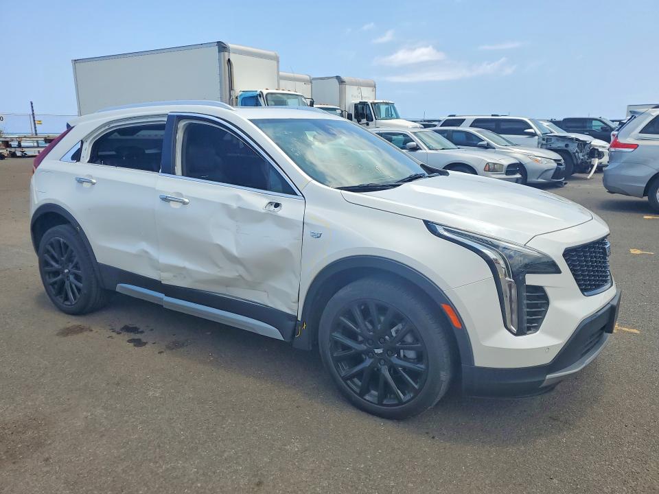 Photo 4 from auction – 2021 CADILLAC XT4 with VIN 1GYFZCR46MF080005