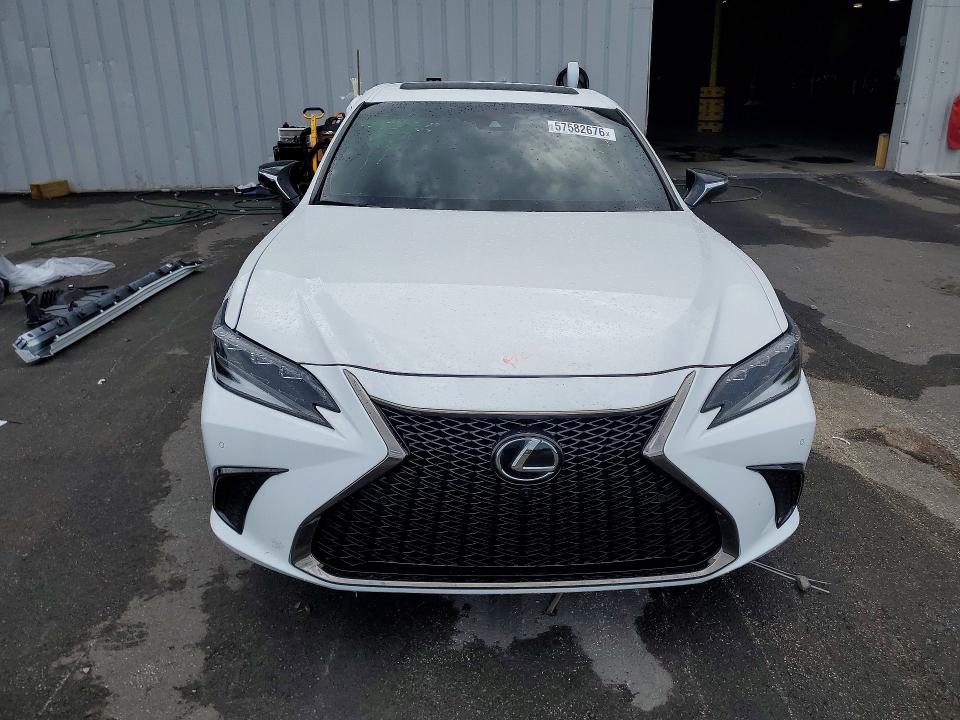 Photo 5 from auction – 2025 LEXUS ES with VIN 58AJZ1B1XSU192050