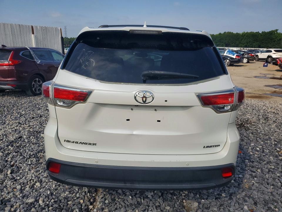 Photo 6 from auction – 2015 TOYOTA HIGHLANDER with VIN 5TDYKRFH9FS066955