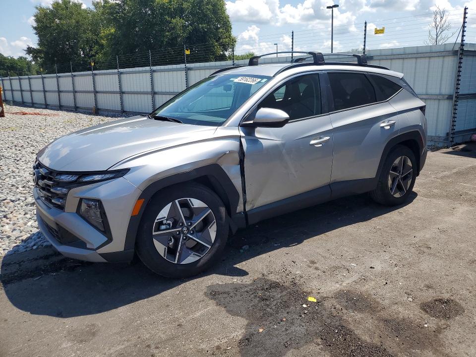 HYUNDAI TUCSON 2025 with VIN 5NMJB3DE8SH596757 - Photo from auction